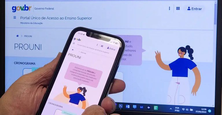 As inscrições para o Programa Universidade para Todos (Prouni) tem início nesta segunda-feira (30), de forma gratuita, e podem ser feitas exclusivamente pela internet, por meio do Portal Único de Acesso ao Ensino Superior, até o dia 4 de julho. O resultado da primeira chamada será divulgado no dia 7 de julho na página do Prouni, no portal Acesso Único. Já a segunda chamada sairá no dia 28 de julho.